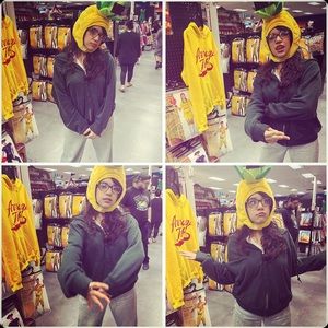 Meet your Posher, Kimberly